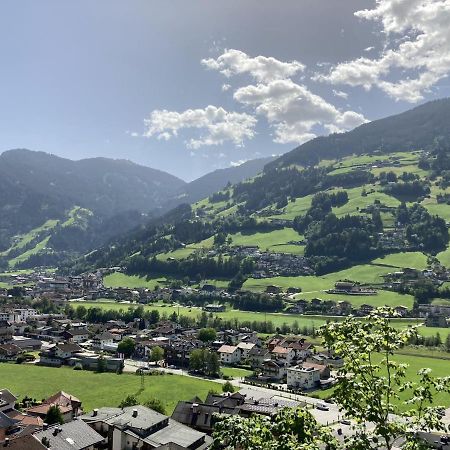 Ferienwohnung Margit Eberharter Hainzenberg Exterior foto